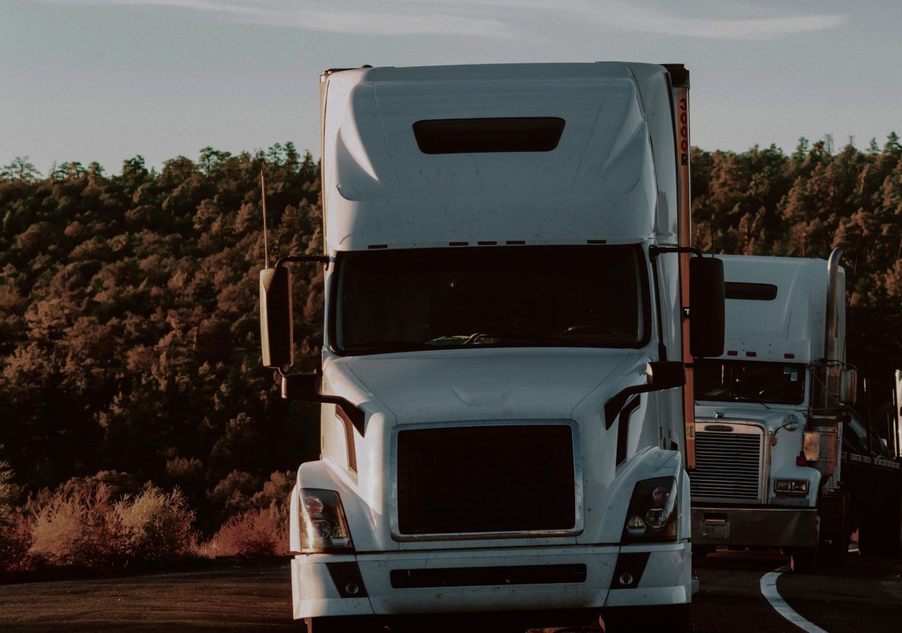 TOP-12 accesories for truck drivers - Logity Dispatch