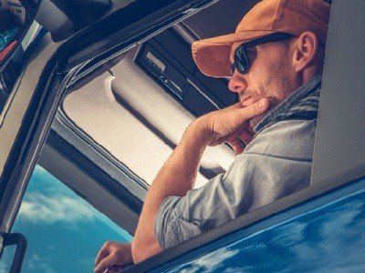 Top 10 Must-Have Accessories for Truck Drivers – DRS Truck Sales