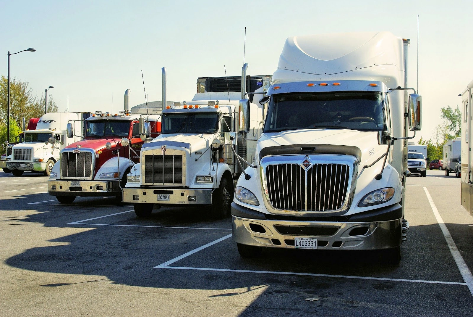 Trucks in the parking lot | Lax Freight
